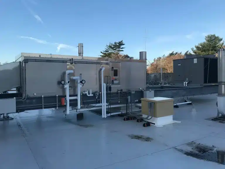 Commercial Rooftop HVAC Electrical Installation — project photograph